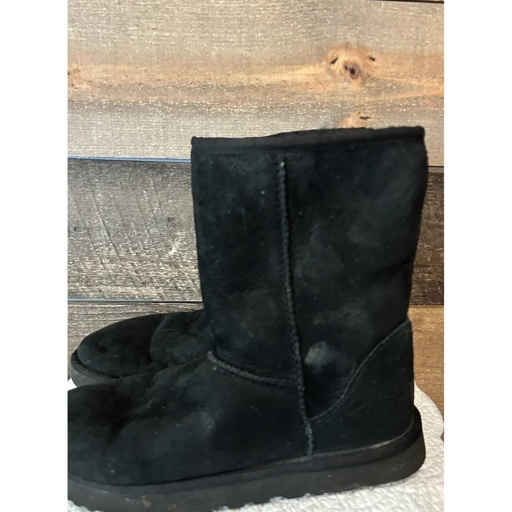 UGG 1016223 Women's Classic Short II Black‎ Boots US Size 8